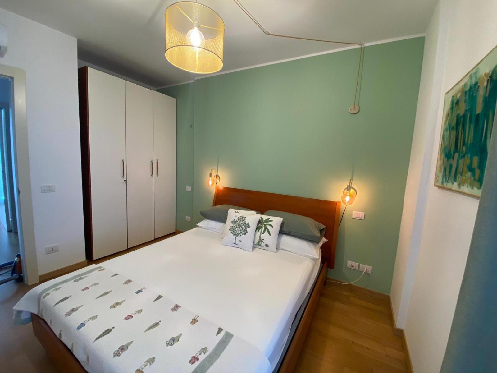 ペザロCasa Del Portoアパートメント エクステリア 写真