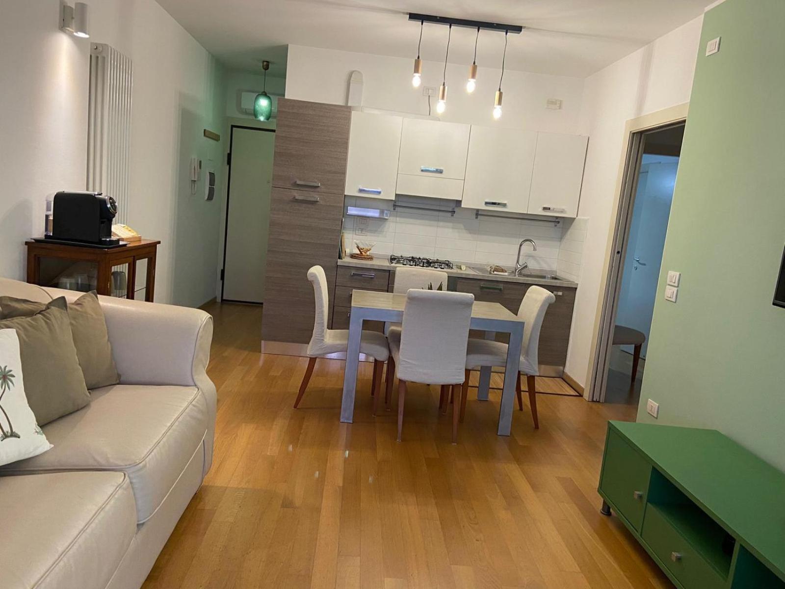 ペザロCasa Del Portoアパートメント エクステリア 写真