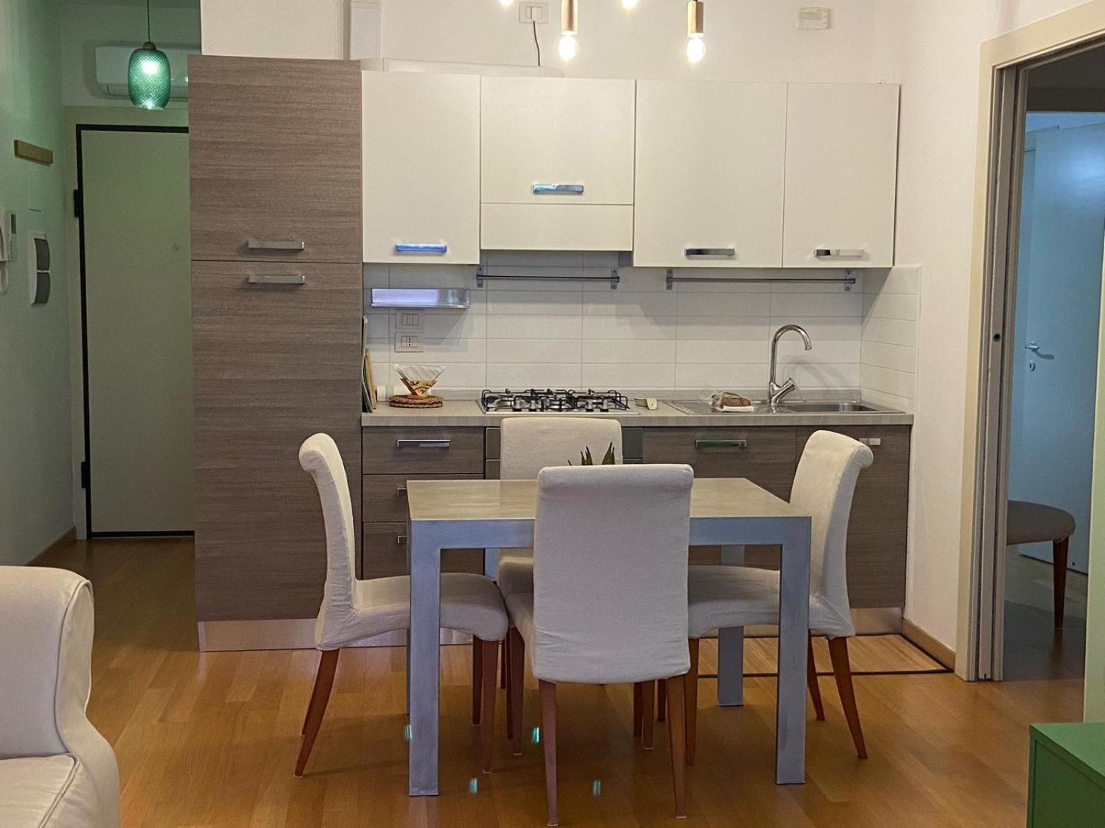 ペザロCasa Del Portoアパートメント エクステリア 写真